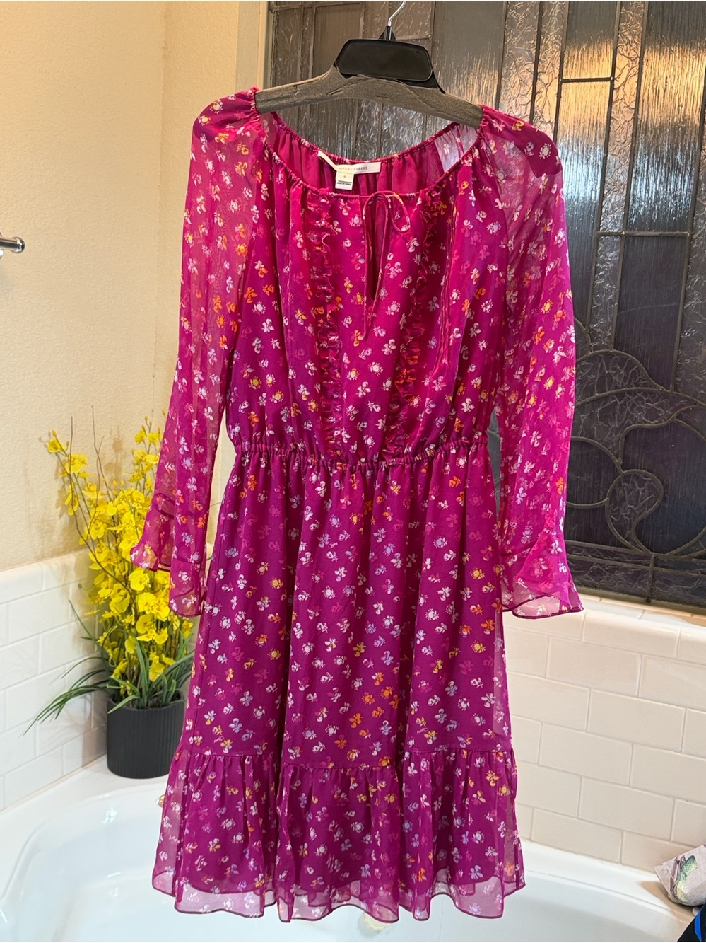 DVF Simonia 100% silk lined Dress . NEW with Tags